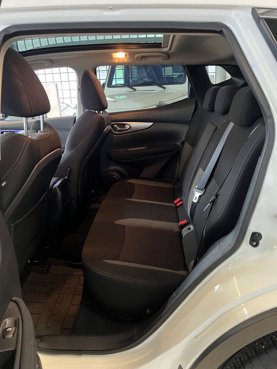 Fahrzeugabbildung Nissan Qashqai N-Connecta *1.HAND* NUR 22.005KM*