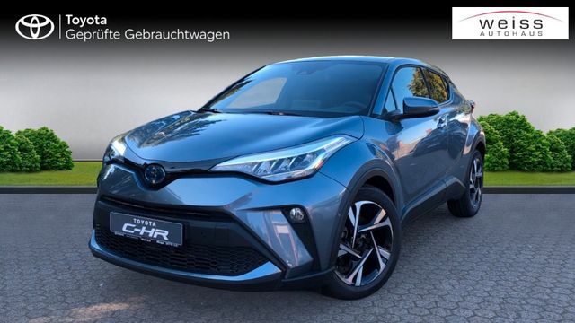 Toyota C-HR Hybrid Team D