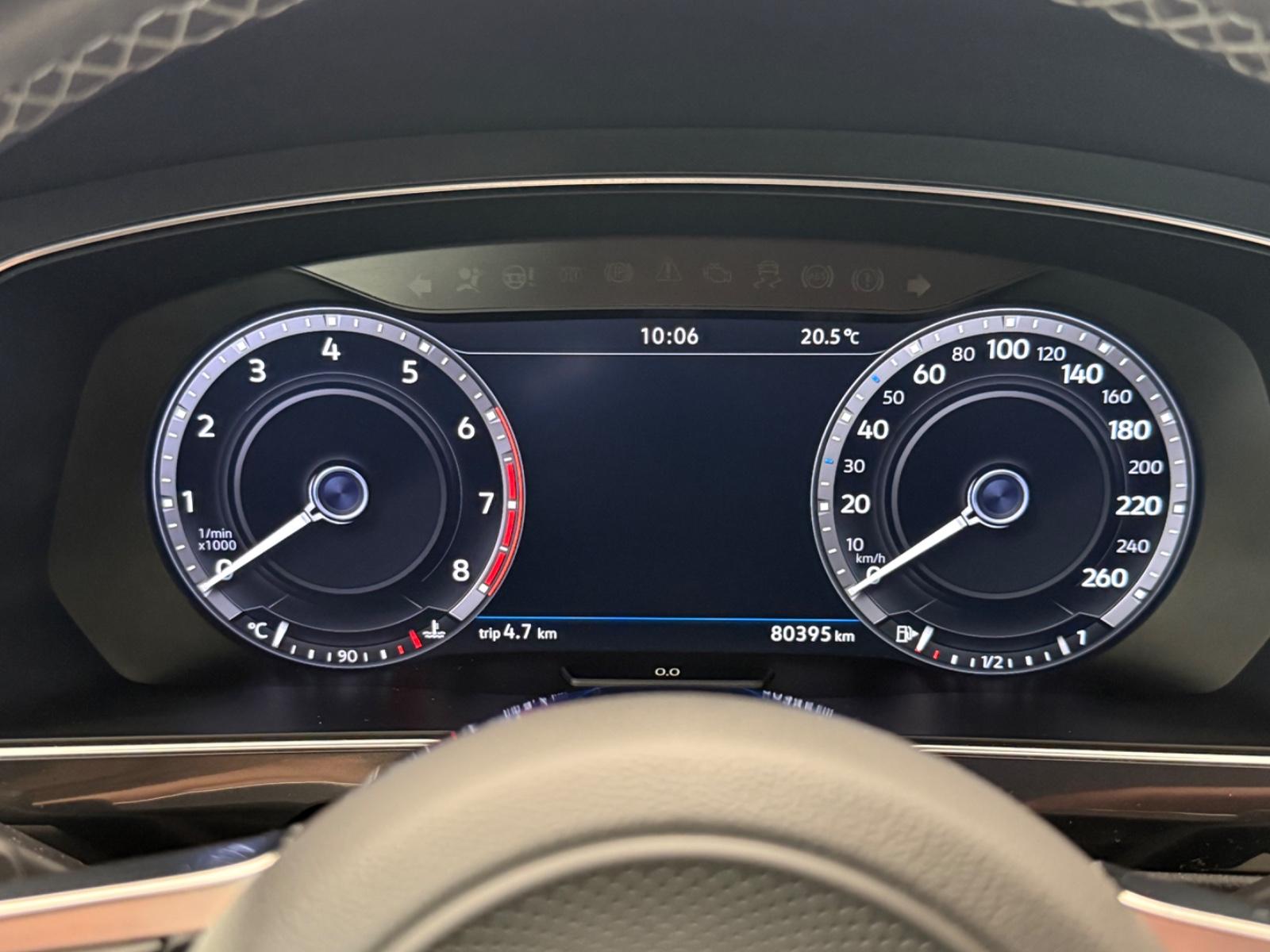 Volkswagen Tiguan Highline 2X R-LINE 4Motion 1HAND