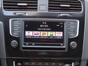 Volkswagen Golf - 12