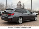 BMW 318d Touring Advantage*AHK*8-fach bereift* - BMW: Kombi, F31