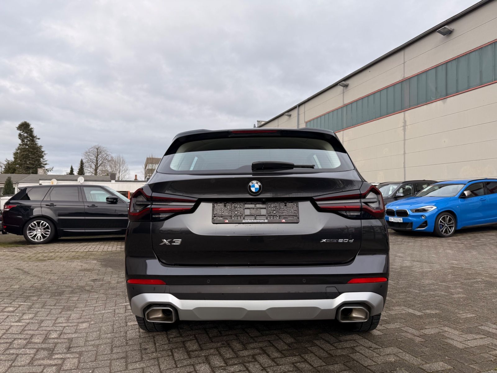 BMW X3 xDrive 20 d LEDER NAVI AUTOMATIK NEUES MODELL foto 6
