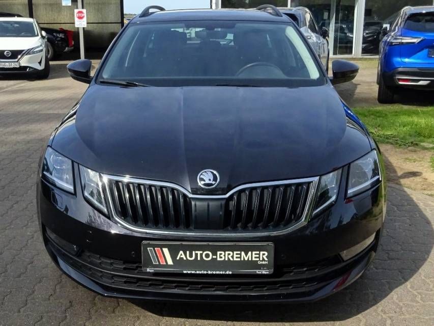 Fahrzeugabbildung SKODA Octavia Combi 1,5 TSI Clever Navi AHK