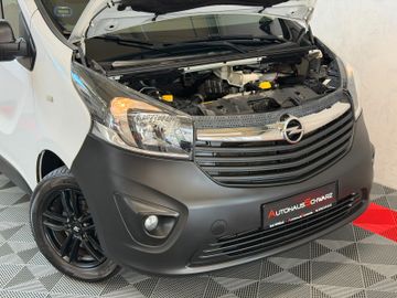 Opel Vivaro - 9