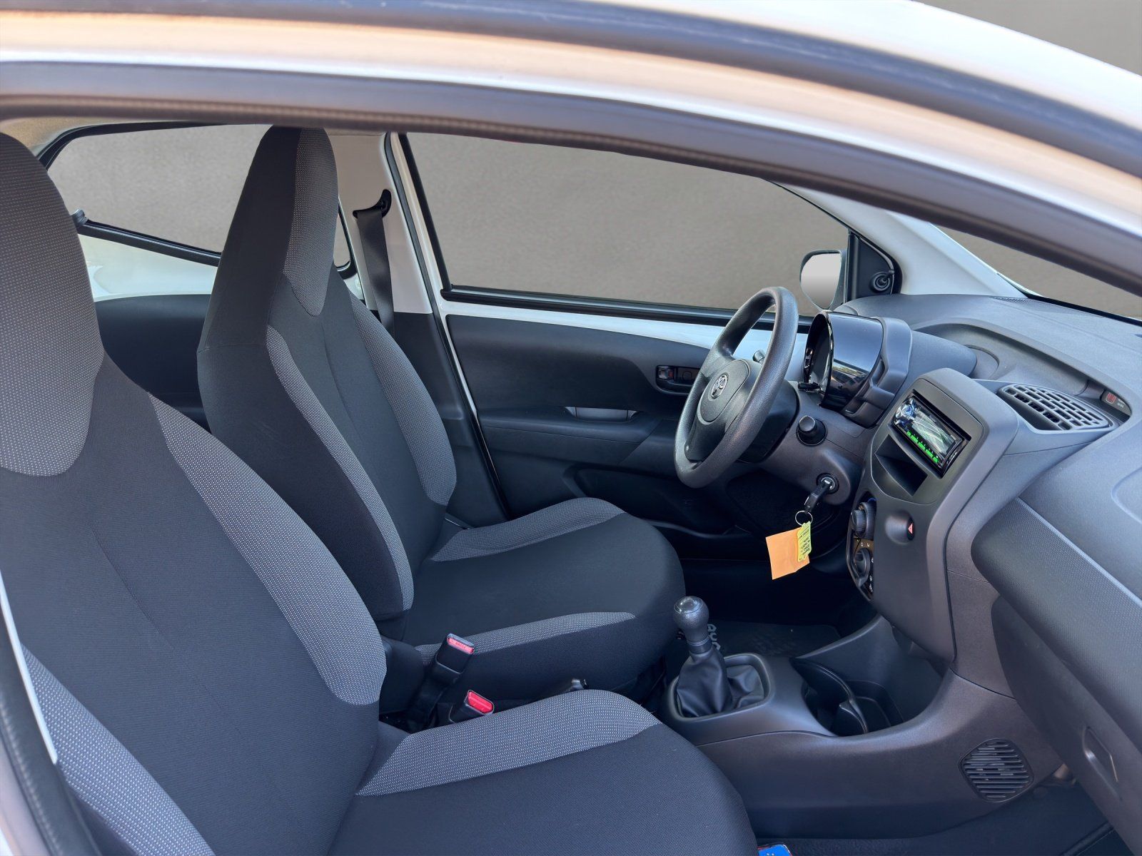 Fahrzeugabbildung Toyota Aygo 1.0 x 1. Hd., Klima, el. FH vo., Scheckheft