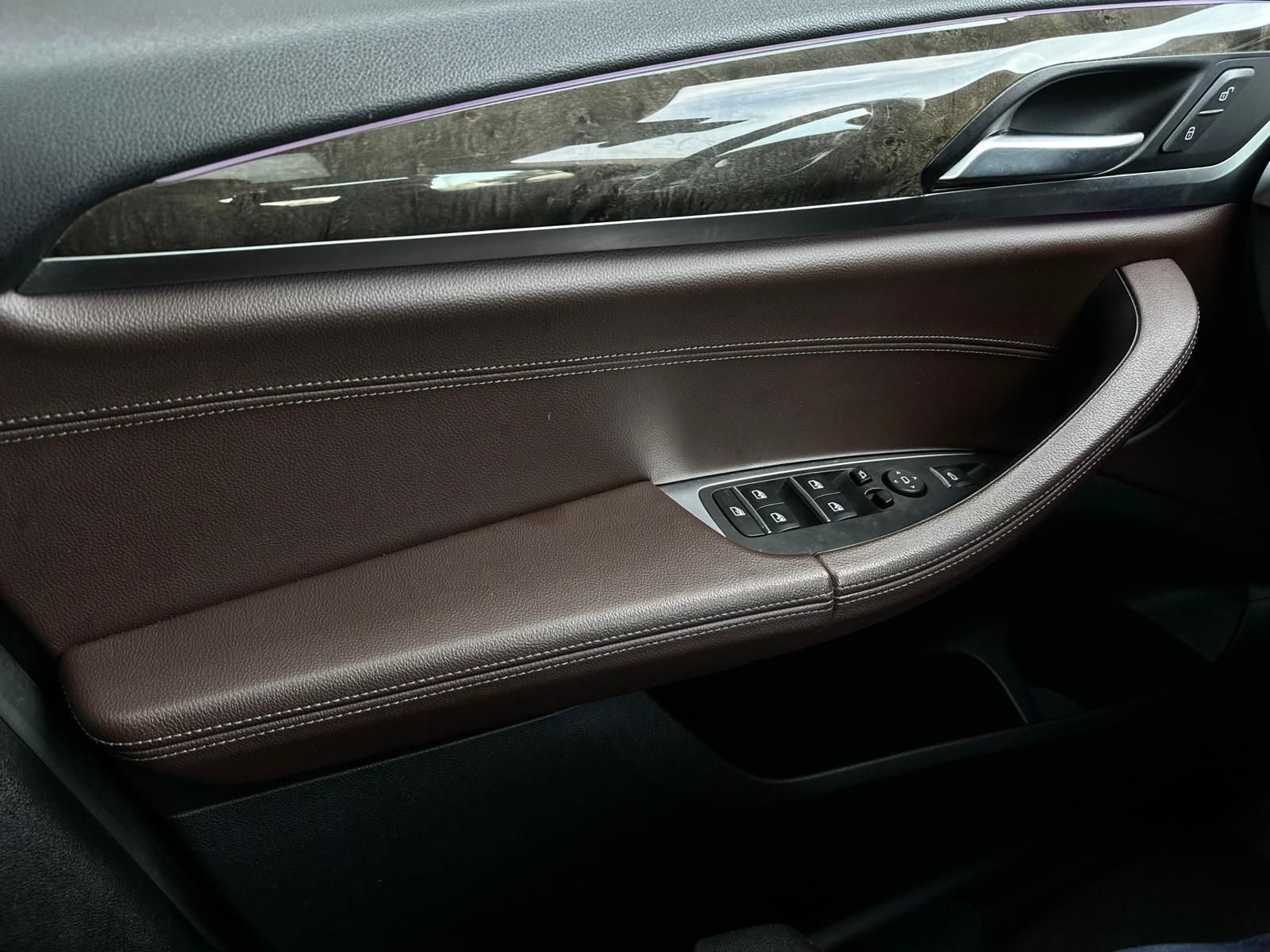 BMW X3  xDrive20d X Line* LED#SHZ#PANO#NAV#TEMP#SPUR - Image 18