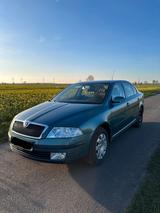 Skoda Škoda Octavia 1.6 Benzin | 102 PS | 2. Han... - Skoda Octavia aus 2007