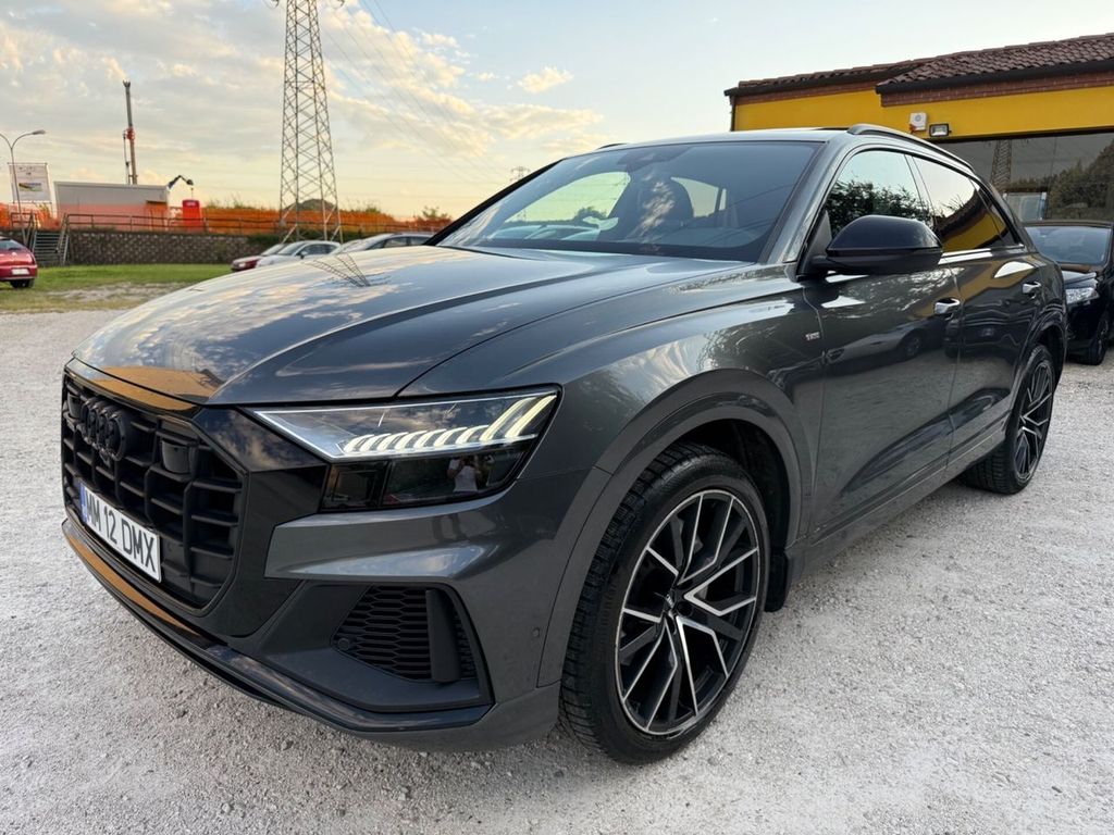 Image of Audi Q8