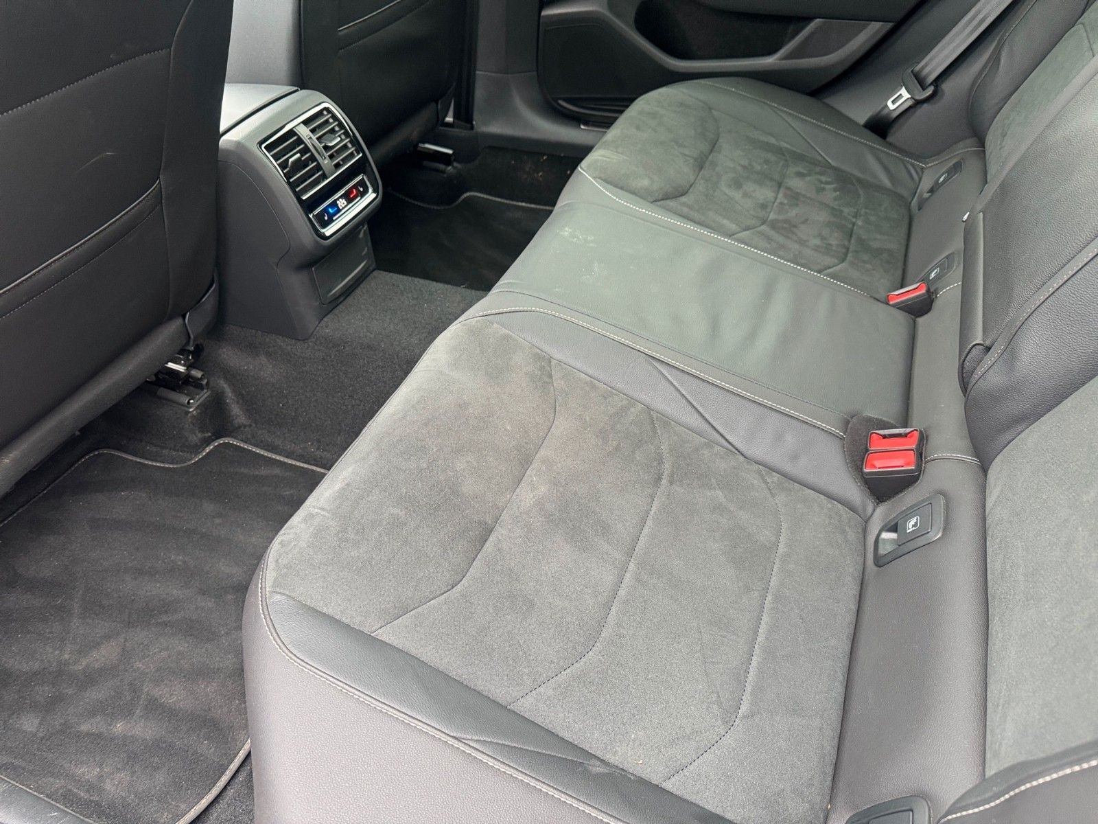 Fahrzeugabbildung Volkswagen Arteon Shooting Brake R-Line 2.0 TDI