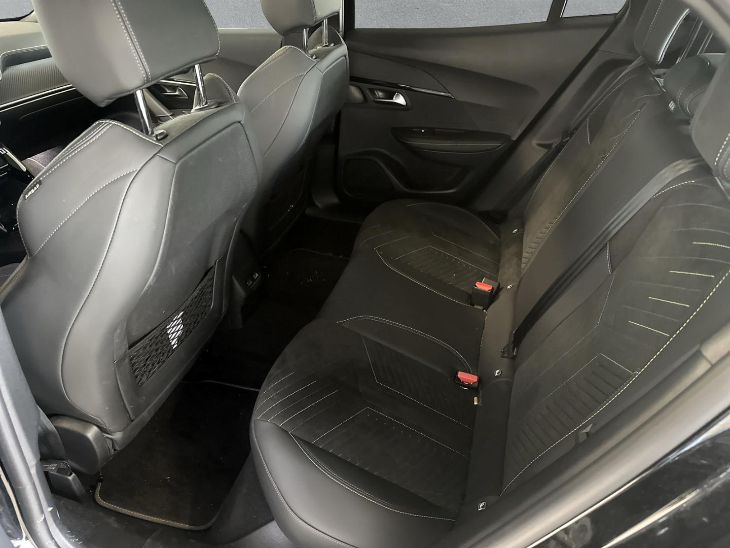 Peugeot 2008 GT FACELIFT PANO ACC AHK Alcantara 360° LED