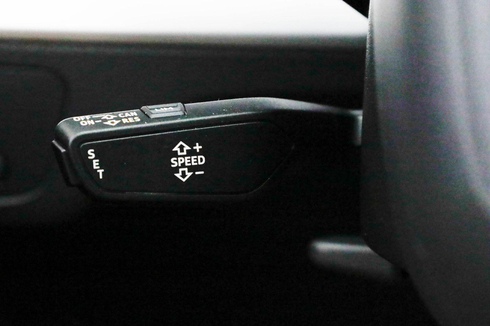 Audi Q5 50 TFSIe quattro S tronic S line PDC AHK SHZ, миниатюра 21