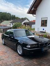 BMW E38 730d Facelift - BMW 730: E38