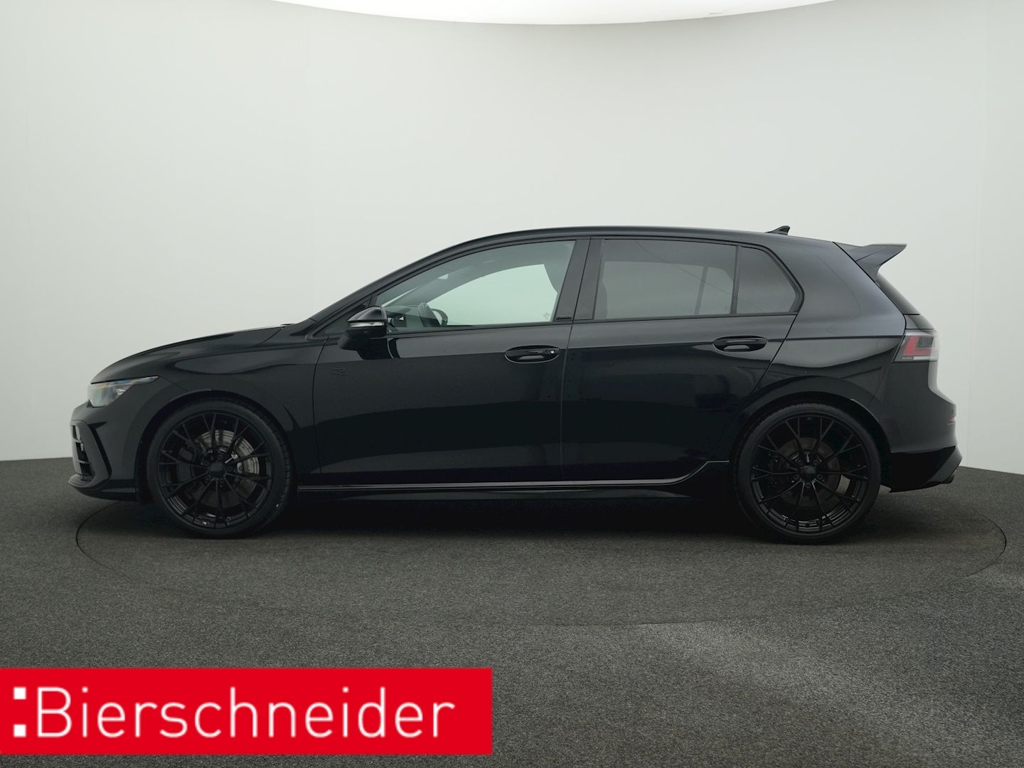 Volkswagen Golf R 8 2.0 TSI DSG 4Mo. BLACK-EDITION AREA-VIE foto 3