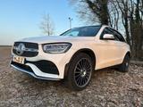 Mercedes-Benz GLC 200 4MATIC AMG Panorama Alcantara 20 Zoll - Mercedes-Benz GLC 200 von privat