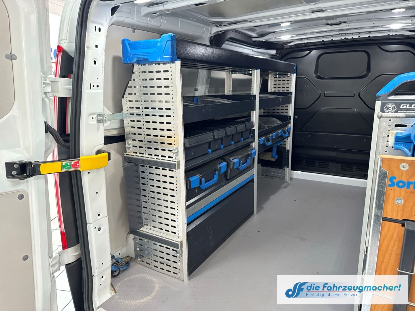 Fahrzeugabbildung Ford Transit Custom Kasten Werkstatt 280 L1 2.0 TDCi