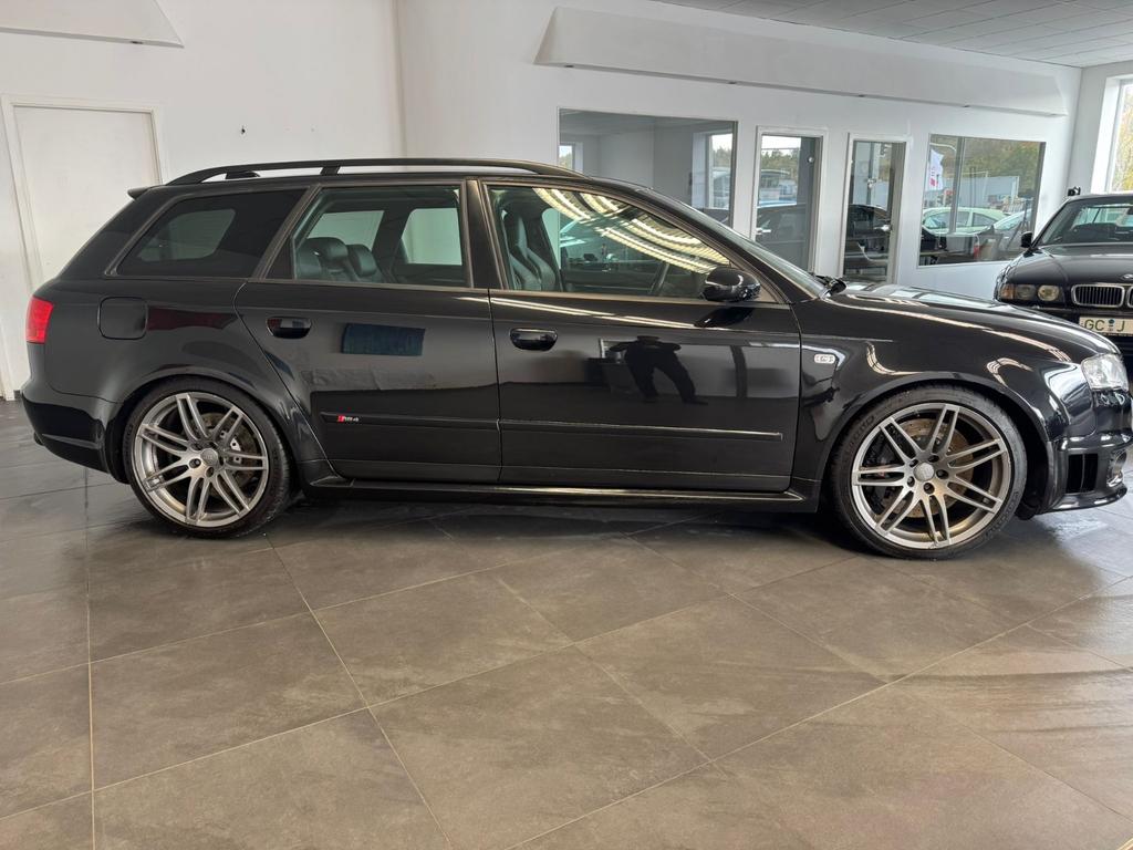 Audi RS4