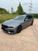 BMW 530i Touring - M Paket - 19 Zoll - BluestoneMet. - BMW 530: 530i M Paket