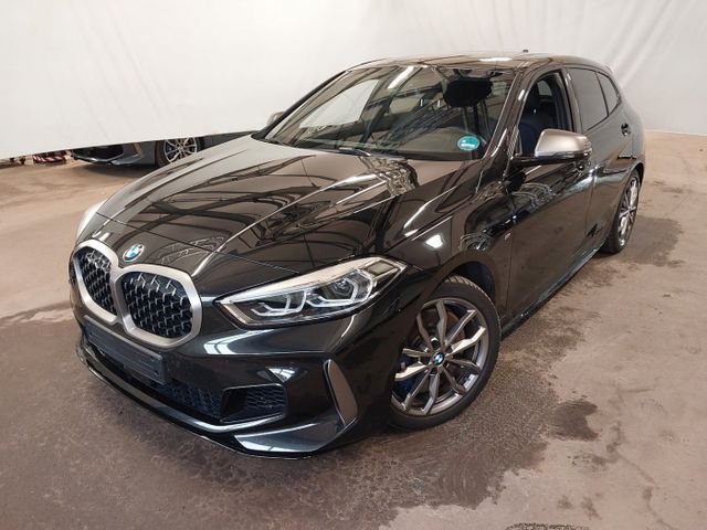 BMW M135i xDrive ACC PanoSD HiFi H-K Parkassist.