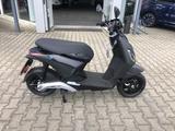 Piaggio 1 AKTIVE 125er ab 16 Jahre fahrbar - ROLLER 125ER