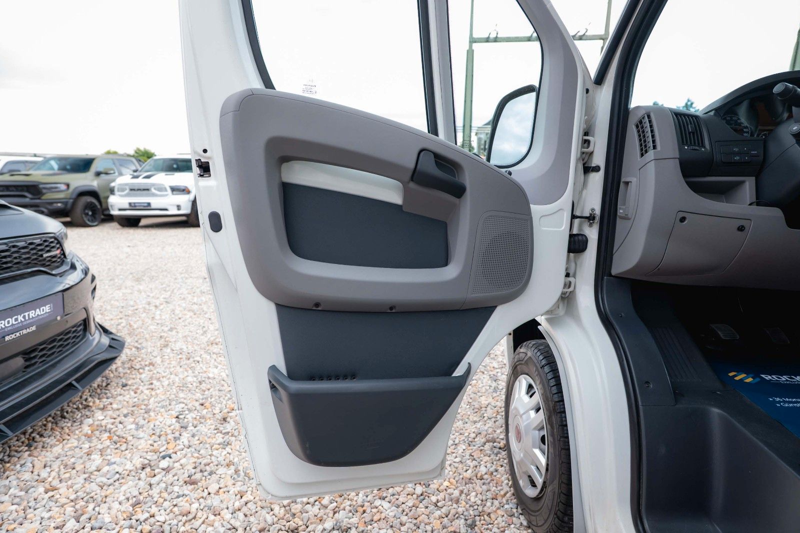 Fahrzeugabbildung Fiat Ducato Orange Camp *6 Schlafplätze*Markise*