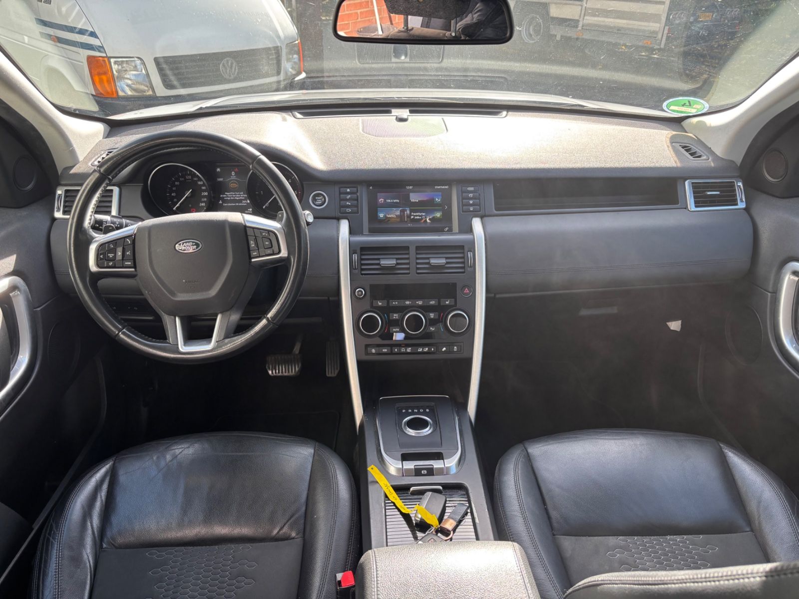 Foto 9 van LAND ROVER Discovery