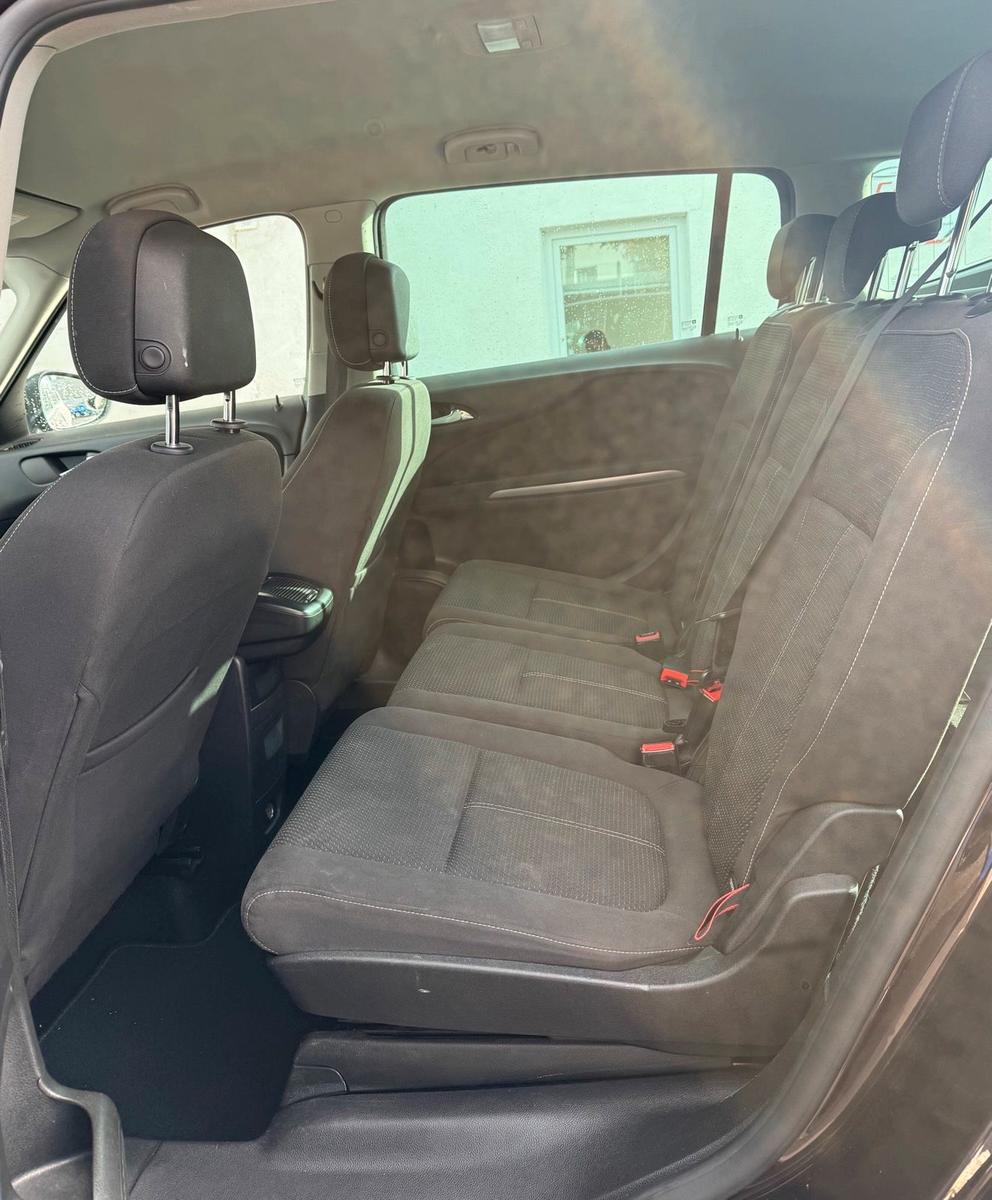 Opel Zafira tourer 2015 — photo 10
