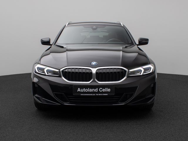 Foto Nummer 2: BMW 330e