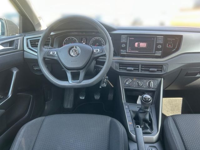 Fahrzeugabbildung Volkswagen Polo VI Comfortline Dyn. Kurvenlicht SHZ Notbrem