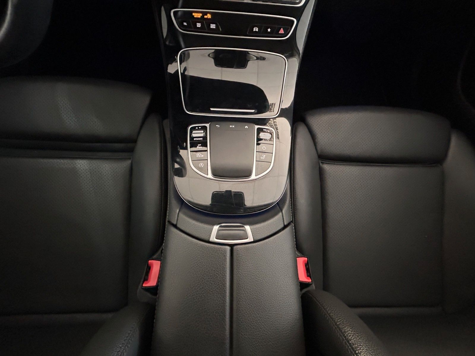 Fahrzeugabbildung Mercedes-Benz E 200 d- T-Modell Automatik/TOP ZUSTAND