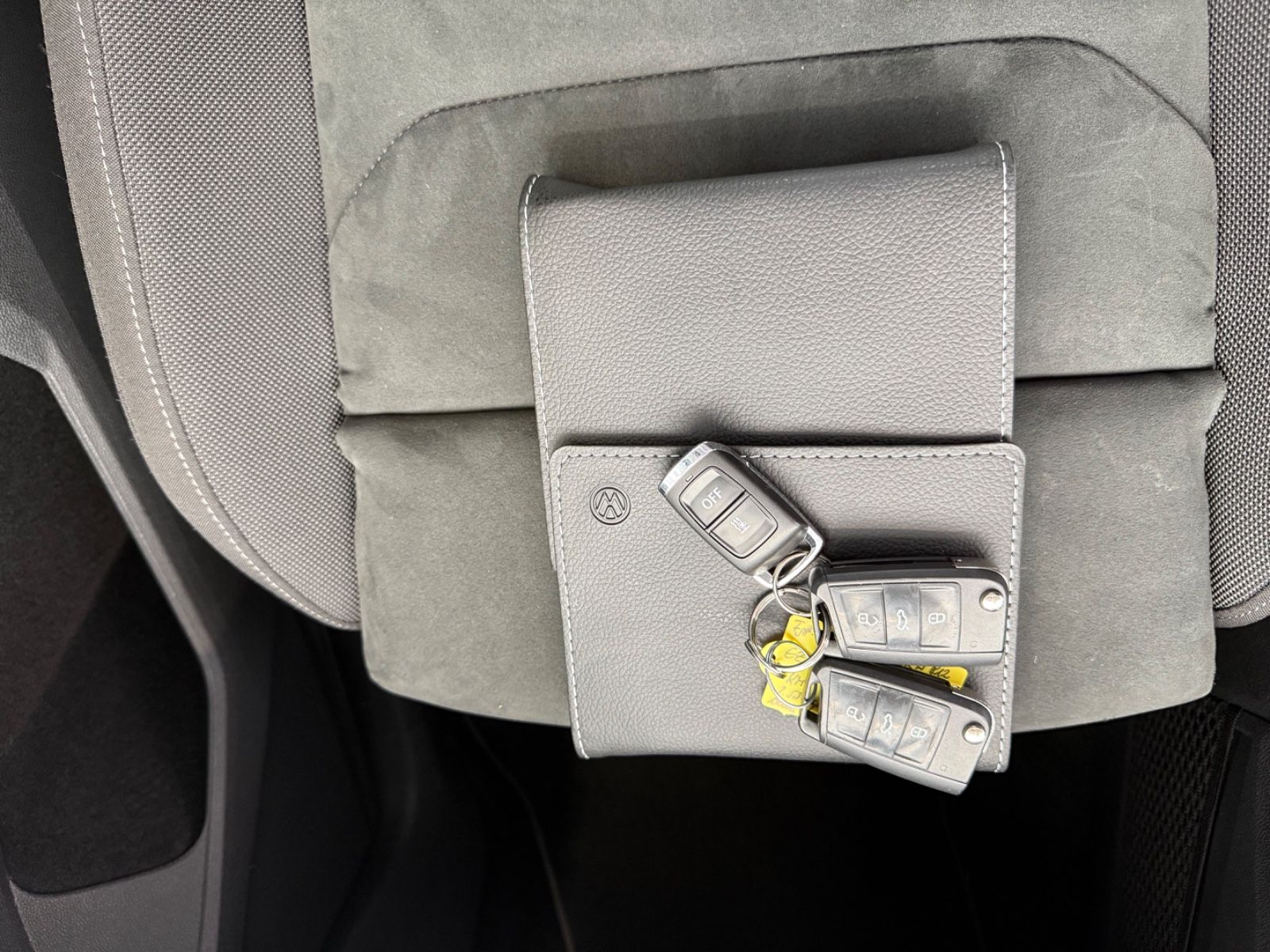 Fahrzeugabbildung Volkswagen Tiguan Comfortline Standheizung, Allwetterreifen
