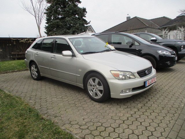 Lexus IS 200 Sport Cross Limited