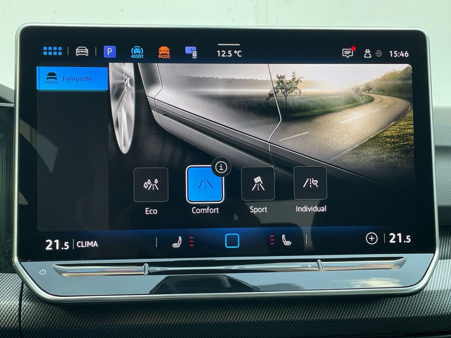 Golf VIII 1.5 eTSI DSG R-Line Pano/Standhzg/Kame