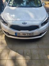 Kia Ceed 1.6 CRDi / Navi / Leder / Kamera - Kia cee'd / Ceed von privat