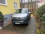 Volkswagen T6.1 Multivan Langer Radstand Voll - Volkswagen: Kleinbus, Langer Radstand