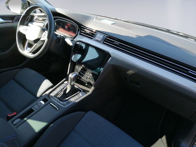 Passat Variant GTE KAMERA+AHK+MATRIX+PARKLENK