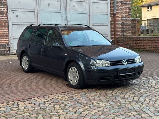 Volkswagen Golf 1.6 FSI Highline Variant