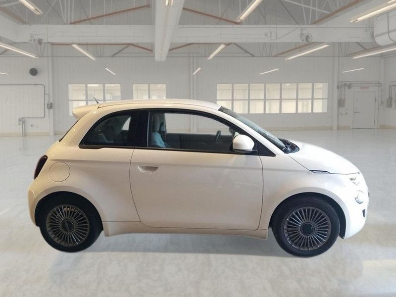 Fiat FIAT 500E ELETTRICA ICON + 3 PORTE BERLINA imagem 3