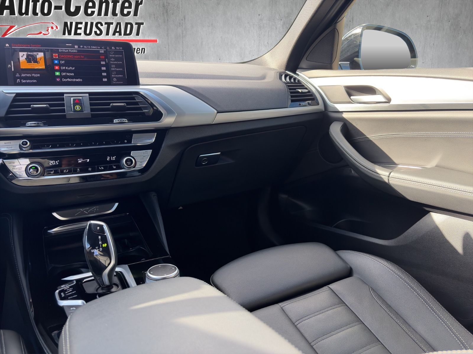 BMW X4 xDrive 30 d M Sport X AHK LED ACC PANO HUD foto 20