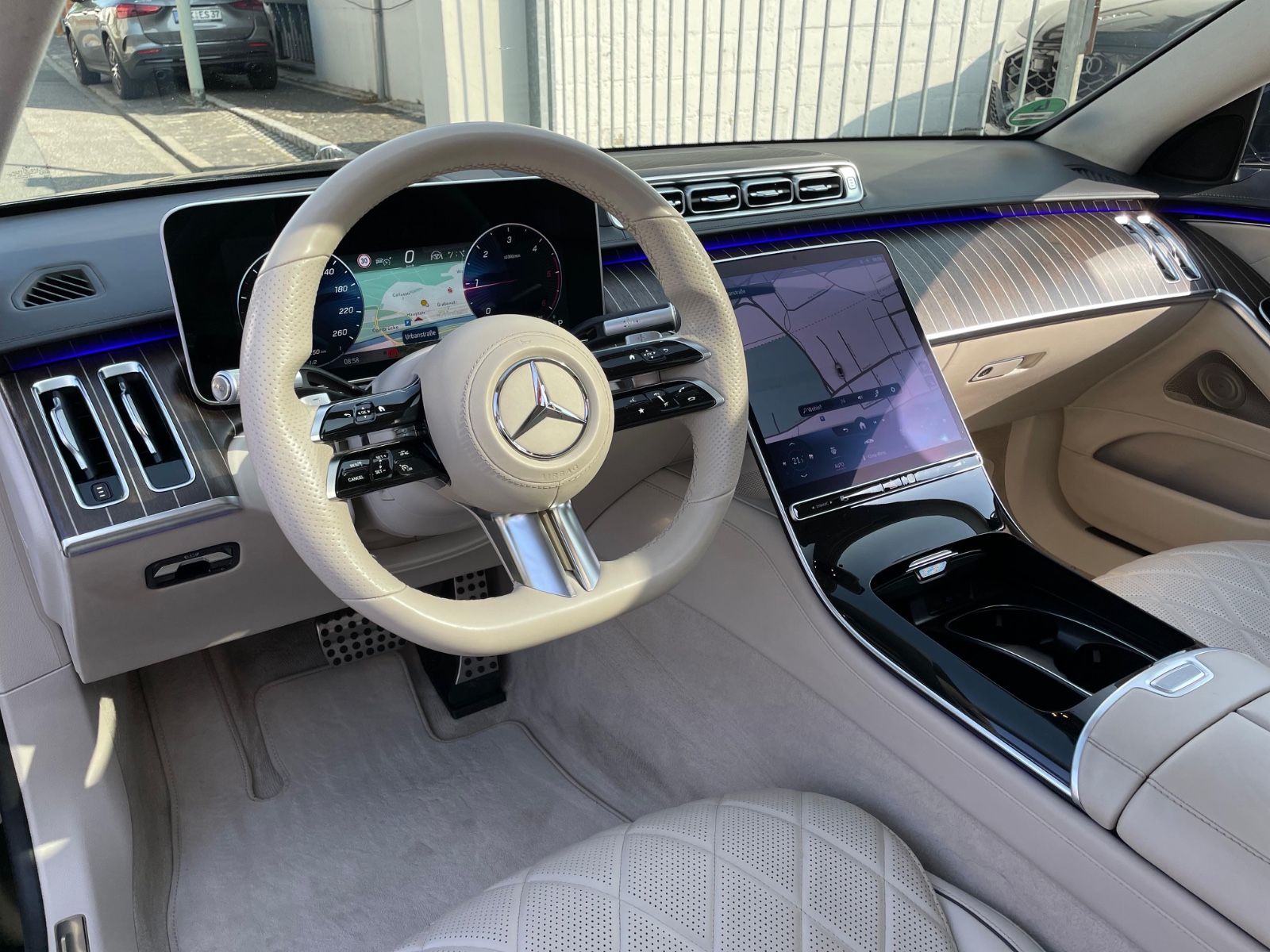 Fahrzeugabbildung Mercedes-Benz S 400 d 4Matic Lang |AMG|HUD|Exklusiv|Burmester|