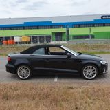 Audi A3 Cabriolet - Audi Cabriolet mit Benzin-Antrieb: Leder