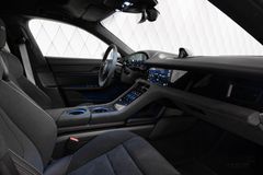 Taycan GTS Sport Turismo 2023 GREY ELECTRO PANO