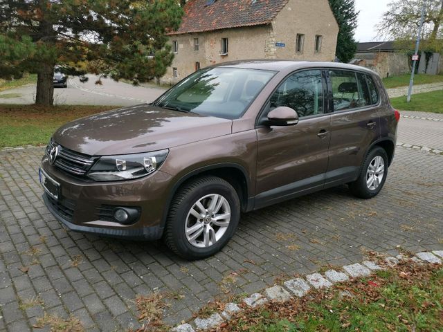 Volkswagen VW Tiguan Trend & Fun 1,4 l  TSI , Navi