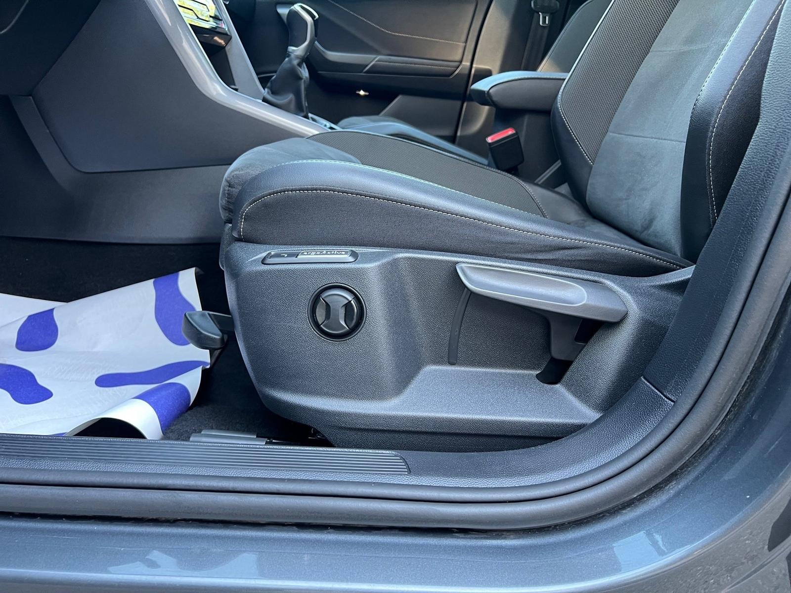 Volkswagen T-Roc Style *KAMERA*NAVI*MATRIX*ACC*GRA*17 LM*, миниатюра 8
