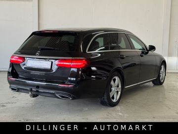 Mercedes E 220 - 2