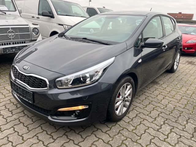 Kia cee'd / Ceed 1.4 Klima Sitzheiz. PDC AHK 1.Hand