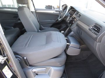 Volkswagen Tiguan Allspace - 9