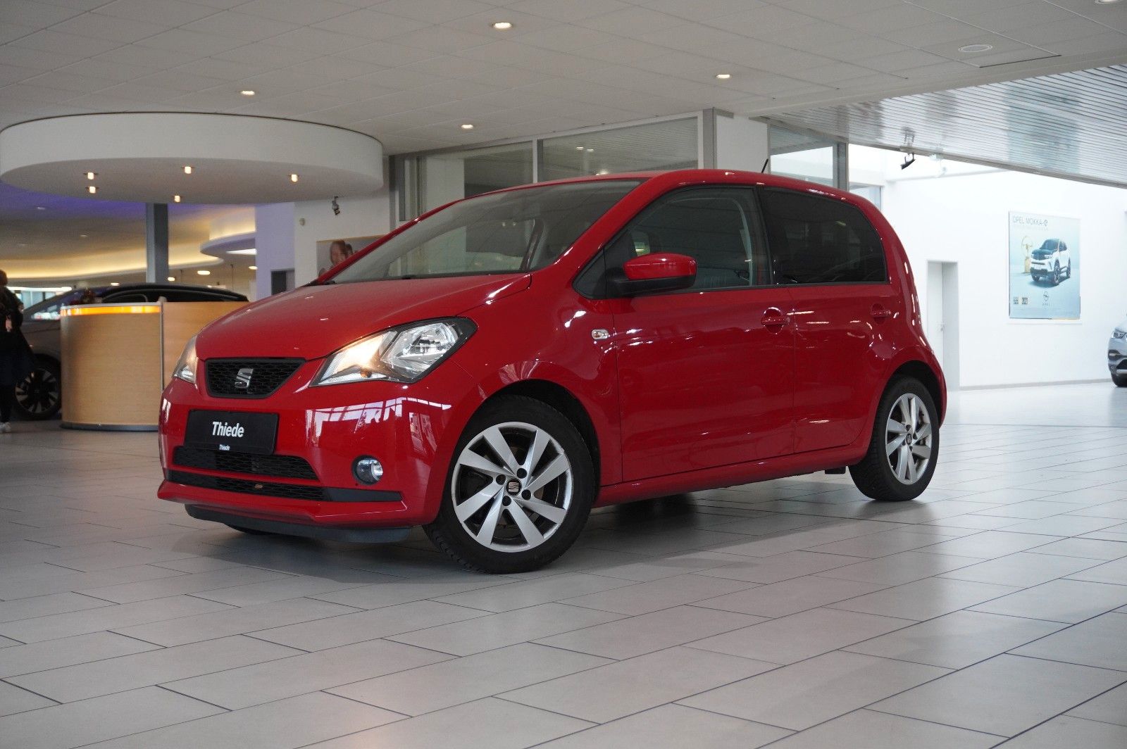 Fahrzeugabbildung SEAT Mii 1.0 SPORT 5-TÜR KLIMA/ALU/CD/AUX/NEBEL/TÜV