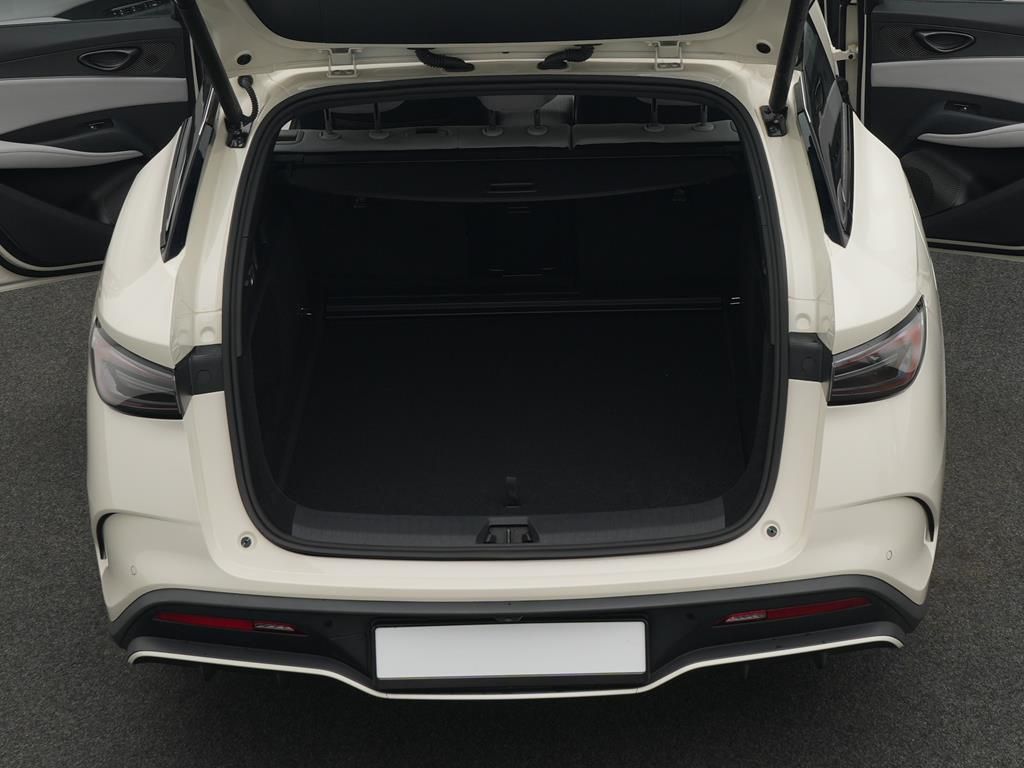 BYD SEAL 6