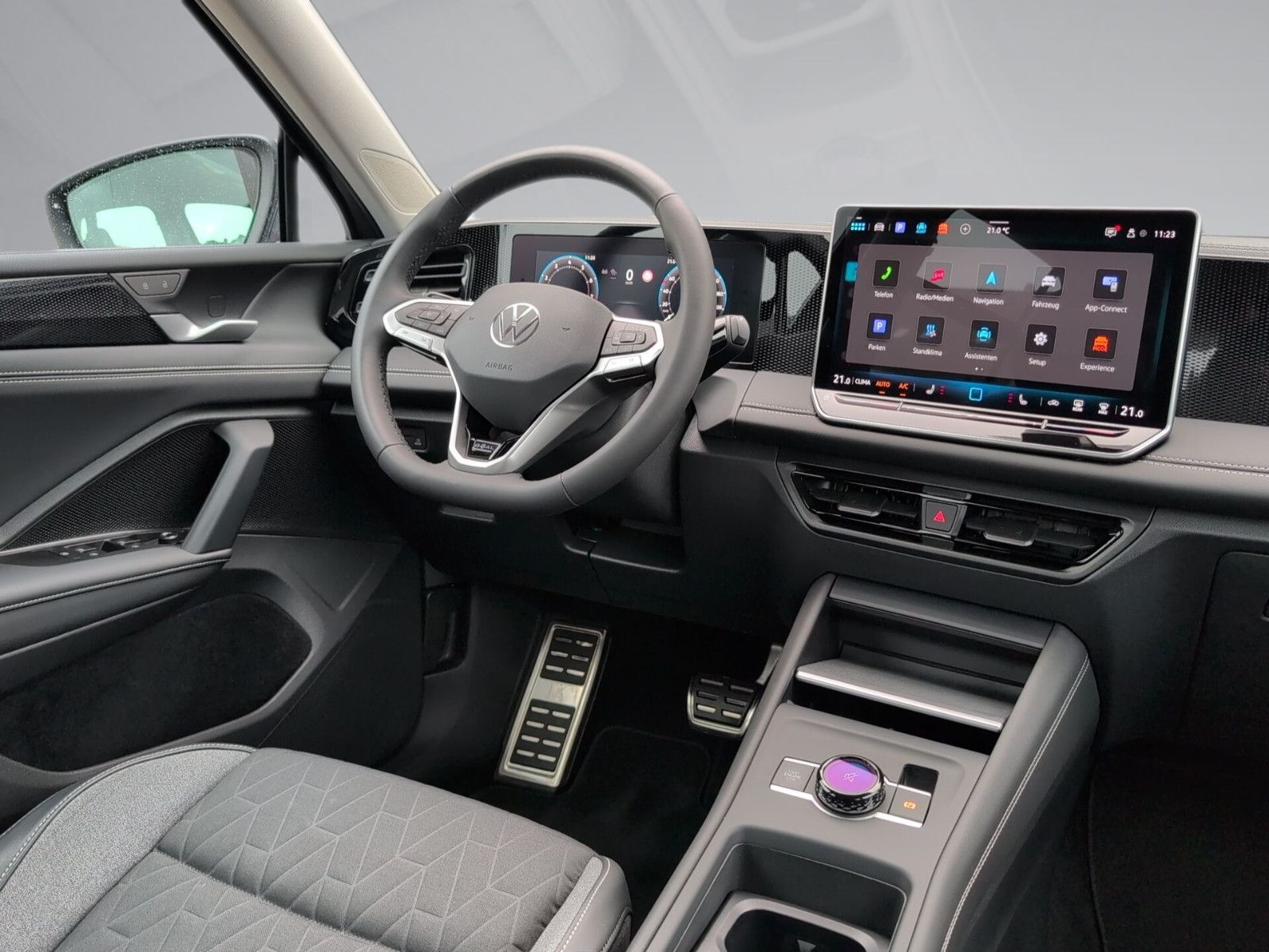 Volkswagen Tiguan Goal AHK StHzg. 360° 5 Ja. Garantie WSS-h foto 23