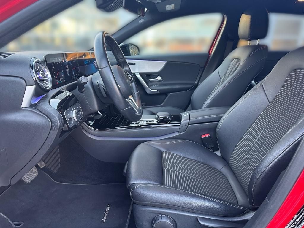 Fahrzeugabbildung Mercedes-Benz A 200 Progressive Night Totwi. Navi LED SHZ KAM